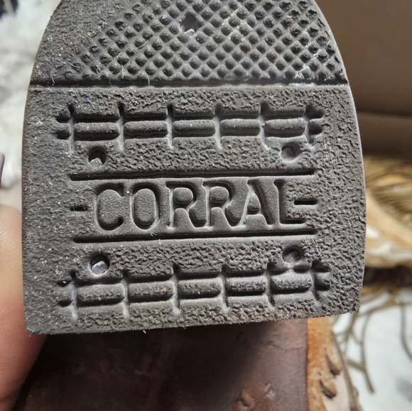 Fringed Western Cowboy Boots - Picture 3 of 6